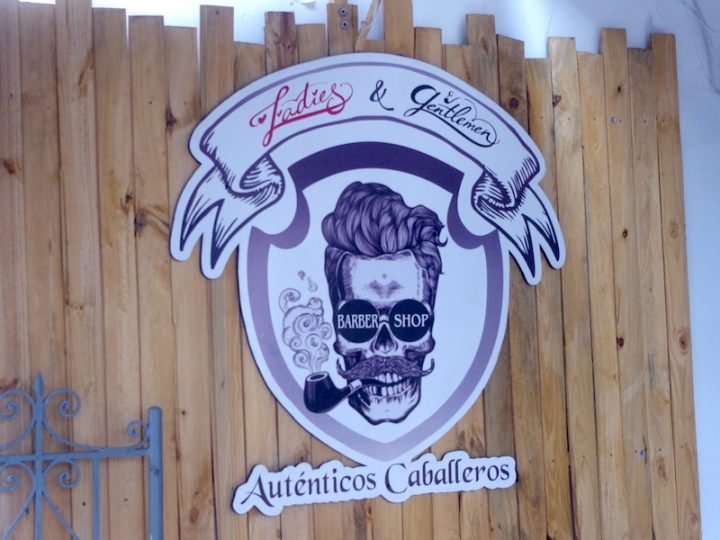 BARBER SHOP AUTENTICOS CABALLEROS